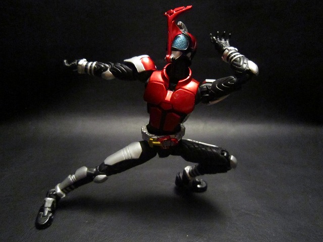 S.H.FiguaS.H.Figuarts 仮面ライダーカブトrts 仮面ライダーカブト