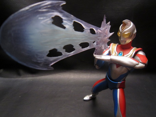 ULTRA-ACT　ウルトラマンダイナ　フラッシュタイプ