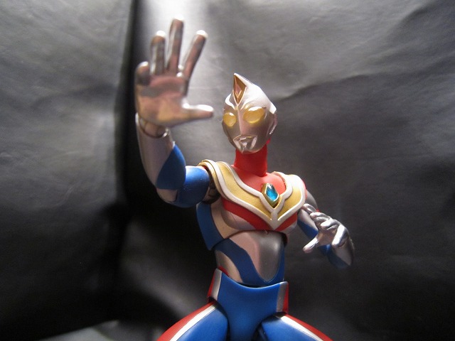 ULTRA-ACT　ウルトラマンダイナ　フラッシュタイプ