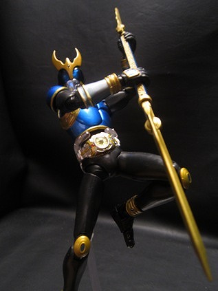 S.H.Figuarts 仮面ライダークウガ　ライジングドラゴンフォーム