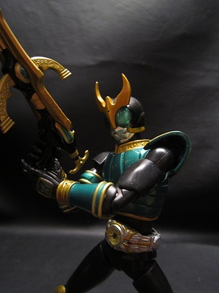 S.H.Figuarts 仮面ライダークウガ　ライジングペガサスフォーム