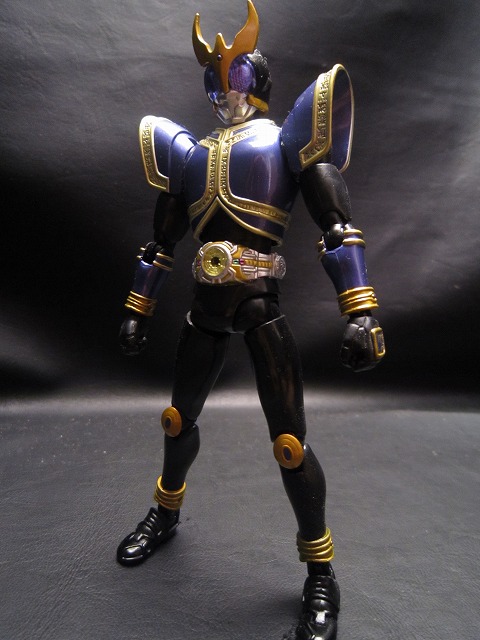 S.H.Figuarts 仮面ライダークウガ　ライジングタイタンフォーム