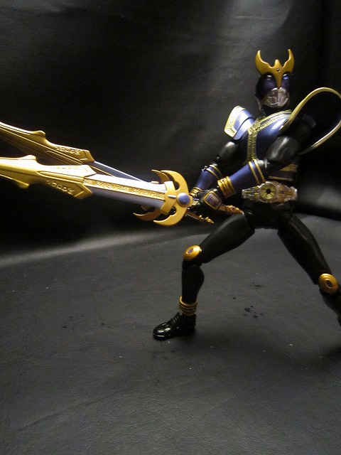 S.H.Figuarts 仮面ライダークウガ　ライジングタイタンフォーム