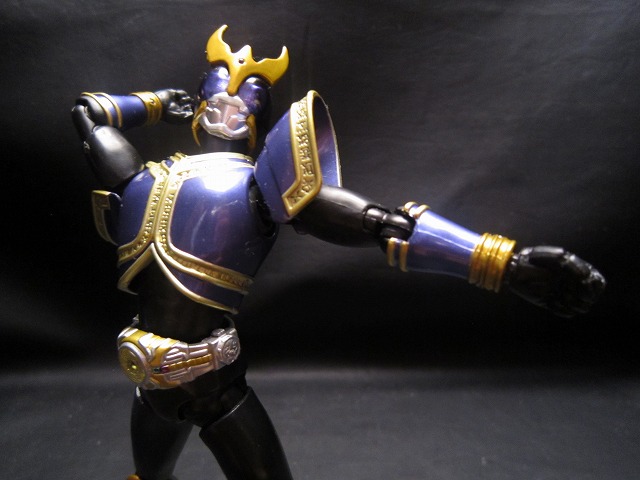 S.H.Figuarts 仮面ライダークウガ　ライジングタイタンフォーム