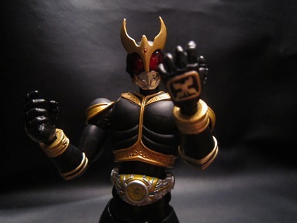 S.H.Figuarts 仮面ライダークウガ　アメイジングマイティフォーム