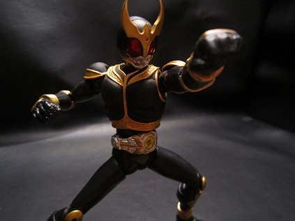 S.H.Figuarts 仮面ライダークウガ　アメイジングマイティフォーム