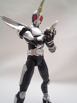 S.H.フィギュアーツ 仮面ライダーヘラクス レビュー | ギネマナッツ（旧FRC） ー Ginema-nuts