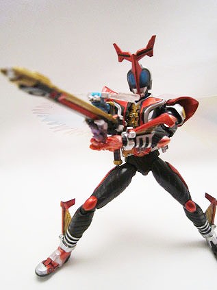 S.H.フィギュアーツ 仮面ライダーハイパーカブト