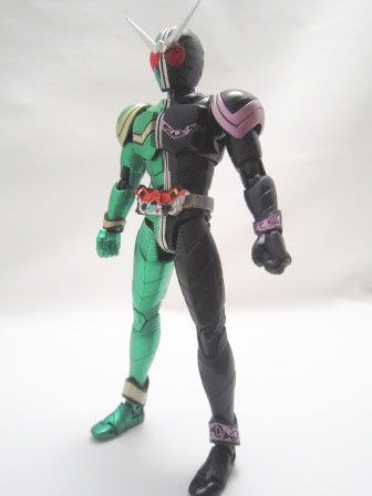 S.H.フィギュアーツ　仮面ライダーW　サイクロンジョーカー