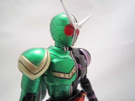 S.H.フィギュアーツ　仮面ライダーW　サイクロンジョーカー