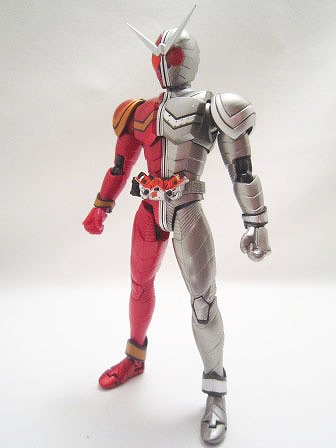 S.H.フィギュアーツ　仮面ライダーW　ヒートメタル