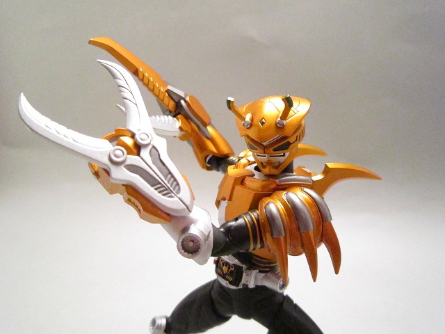 S.H.フィギュアーツ　仮面ライダーシザース