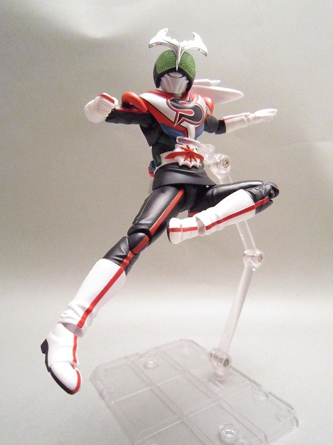 S.H.Figuarts 仮面ライダーストロンガー　チャージアップ