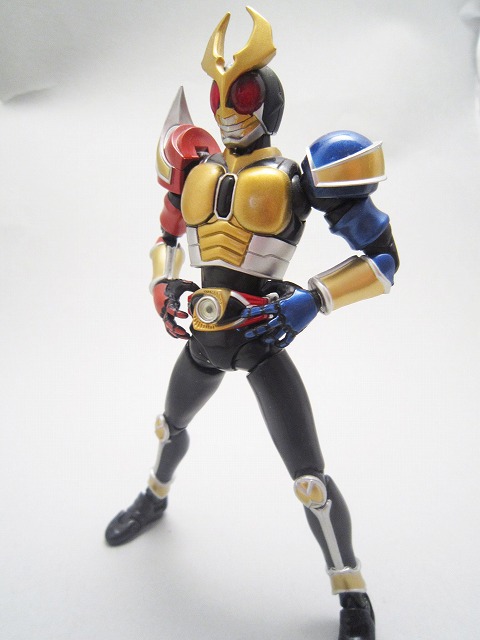 S.H.フィギュアーツ　仮面ライダーアギト　トリニティフォーム