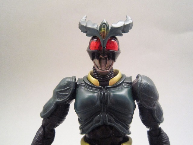 S.H.フィギュアーツ　仮面ライダーギルス