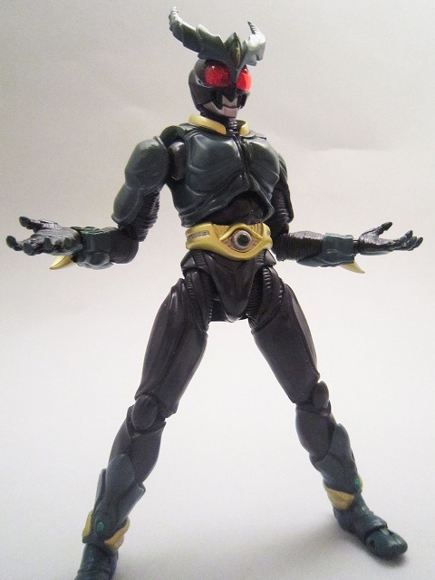 S.H.フィギュアーツ　仮面ライダーギルス