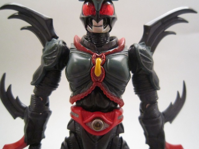 S.H.フィギュアーツ　仮面ライダーエクシードギルス