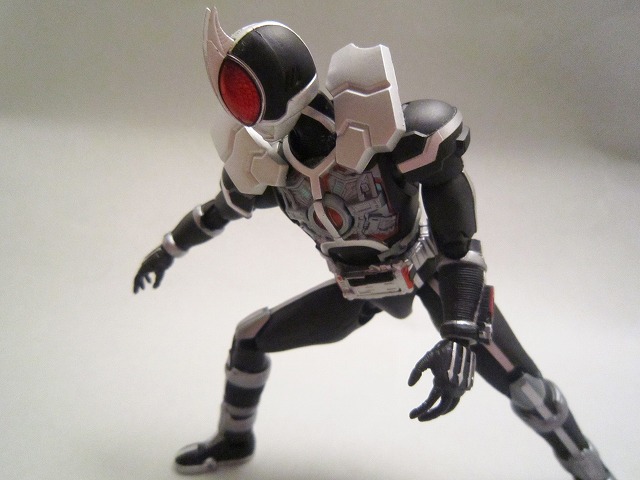 S.H.フィギュアーツ　仮面ライダーファイズ　アクセルフォーム