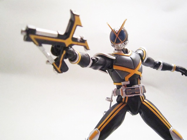 S.H.フィギュアーツ　仮面ライダーカイザ