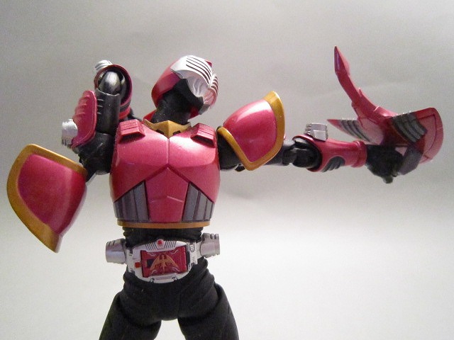 S.H.Figuarts 仮面ライダーライア