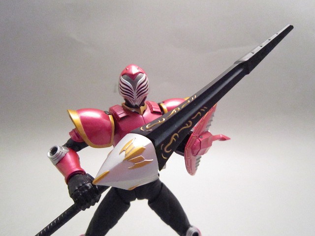 S.H.Figuarts 仮面ライダーライア