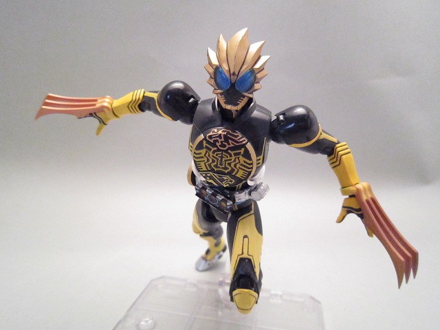 S.H.フィギュアーツ　仮面ライダーオーズ　ラトラータコンボ