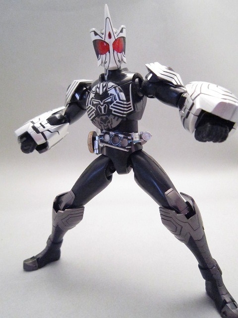 S.H.フィギュアーツ　仮面ライダーオーズ　サゴーゾコンボ