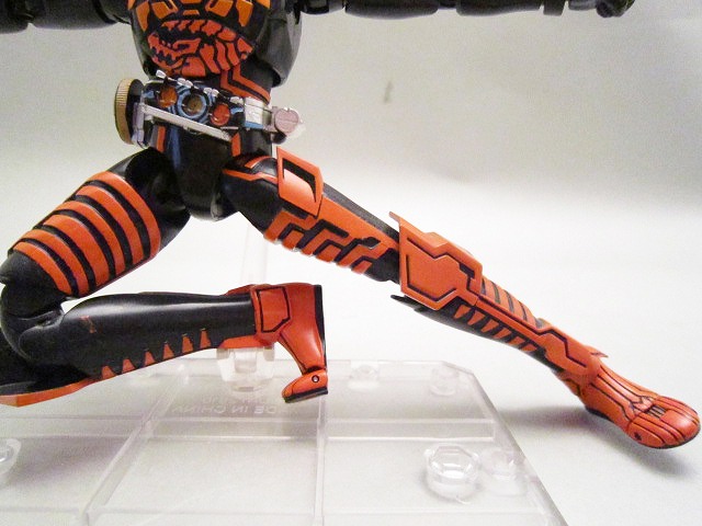 S.H.フィギュアーツ　仮面ライダーオーズ　ブラカワニコンボ