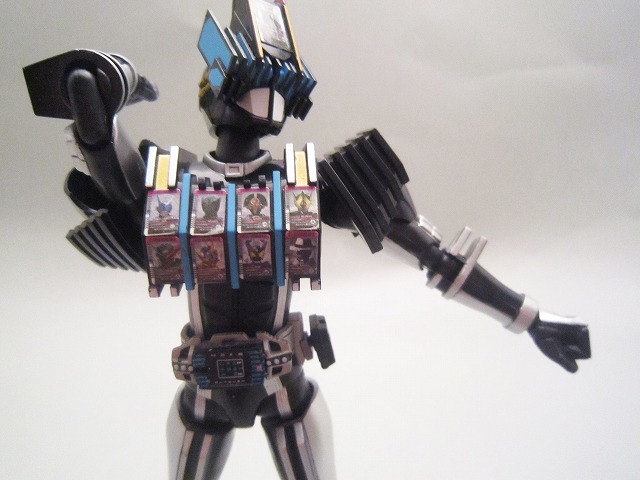 S.H.フィギュアーツ　仮面ライダーディエンド　コンプリートフォーム