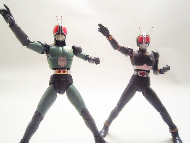 S.H.フィギュアーツ　仮面ライダーＢＬＡＣＫ　ＲＸ　リニューアル版