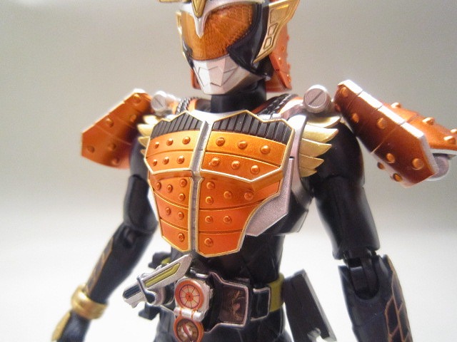 S.H.フィギュアーツ　仮面ライダー鎧武