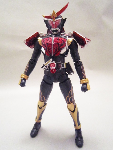 S.H.フィギュアーツ　仮面ライダー武神鎧武　ブラッドオレンジアームズ