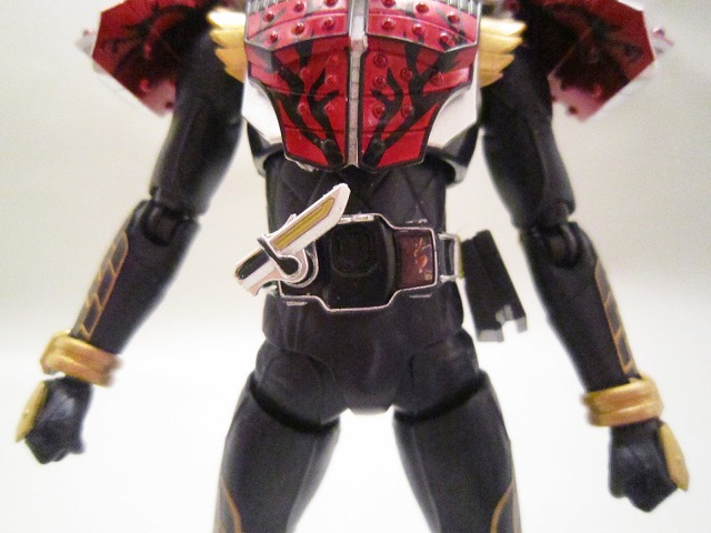 S.H.フィギュアーツ　仮面ライダー武神鎧武　ブラッドオレンジアームズ