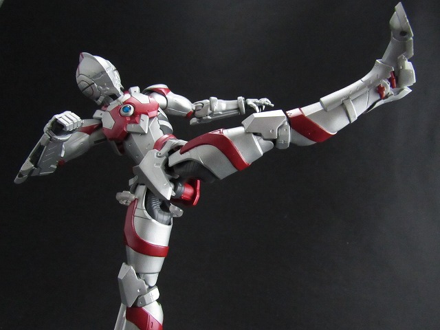 ULTRA-ACT × S.H.フィギュアーツ　ULTRAMAN　レビュー