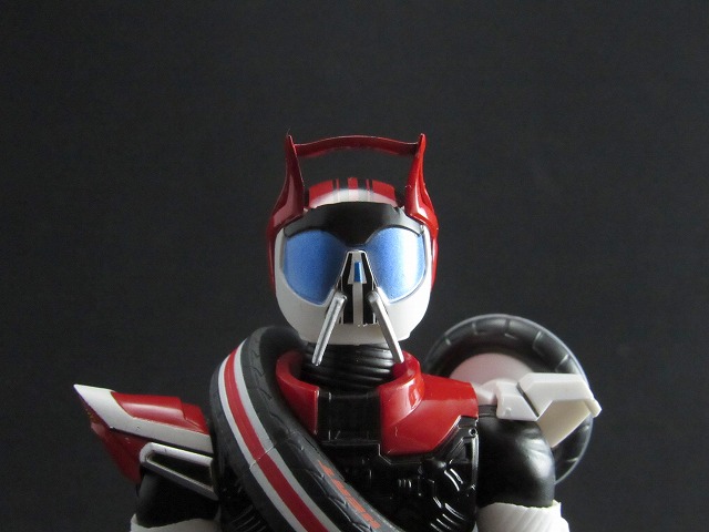 S.H.フィギュアーツ　仮面ライダードライブ　タイプデッドヒート　レビュー