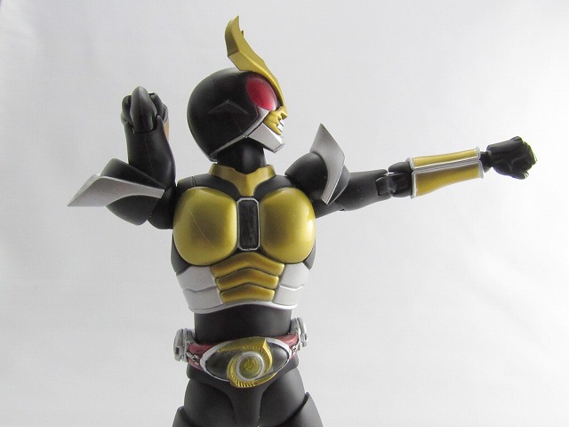 S.H.フィギュアーツ　仮面ライダーアギト　グランドフォーム　真骨彫製法　レビュー