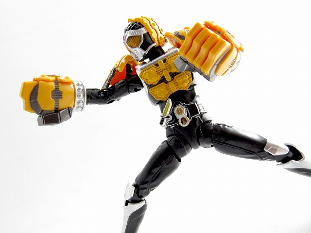 S.H.フィギュアーツ　仮面ライダーナックル　クルミアームズ　レビュー