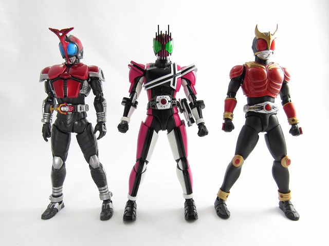 S.H.フィギュアーツ　仮面ライダーディケイド　真骨彫製法　レビュー