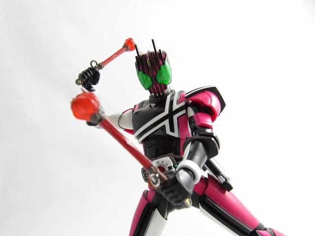 S.H.フィギュアーツ　仮面ライダーディケイド　真骨彫製法　レビュー