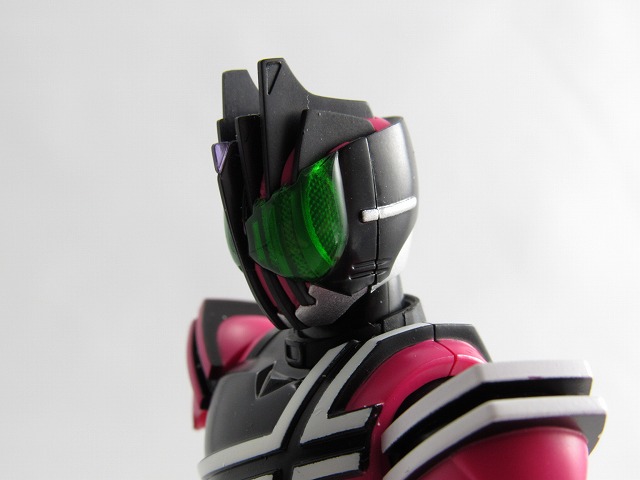 S.H.フィギュアーツ　仮面ライダーディケイド　真骨彫製法　レビュー