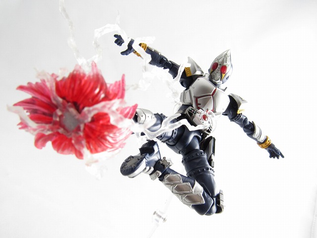 S.H.フィギュアーツ　仮面ライダーディケイド　真骨彫製法　レビュー