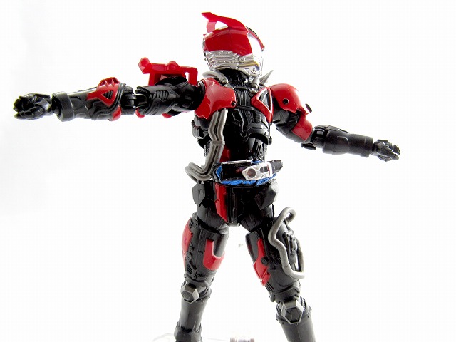 S.H.フィギュアーツ　仮面ライダー超デッドヒートドライブ　レビュー