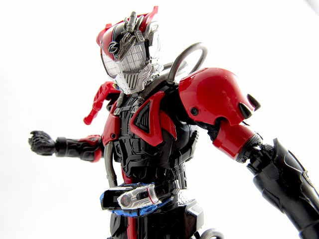 S.H.フィギュアーツ　仮面ライダー超デッドヒートドライブ　レビュー