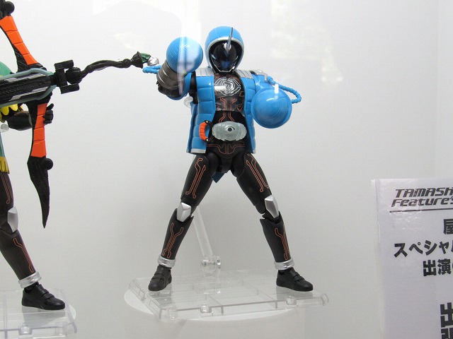 魂フィーチャーズ2016 S.H.フィギュアーツ 仮面ライダーゴースト