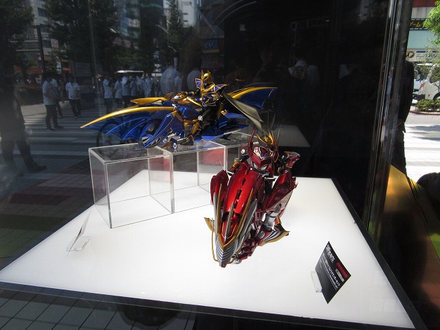 魂フィーチャーズ2016 S.H.フィギュアーツ 仮面ライダー龍騎