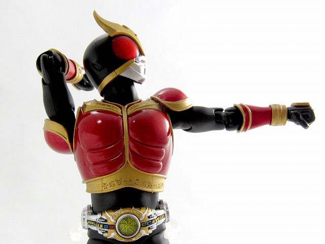 S.H.フィギュアーツ　仮面ライダークウガ　ライジングマイティ　真骨彫製法　レビュー 