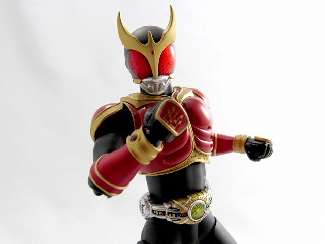 S.H.フィギュアーツ　仮面ライダークウガ　ライジングマイティ　真骨彫製法　レビュー 