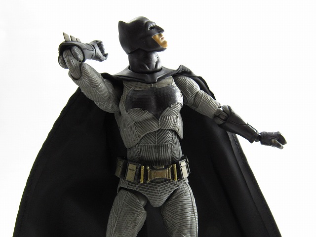 MAFEX マフェックス　バットマン(バットマンVSスーパーマン)　レビュー 