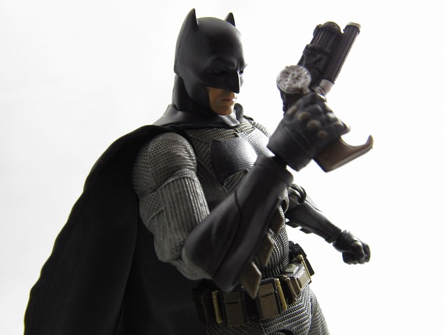 MAFEX マフェックス　バットマン(バットマンVSスーパーマン)　レビュー 