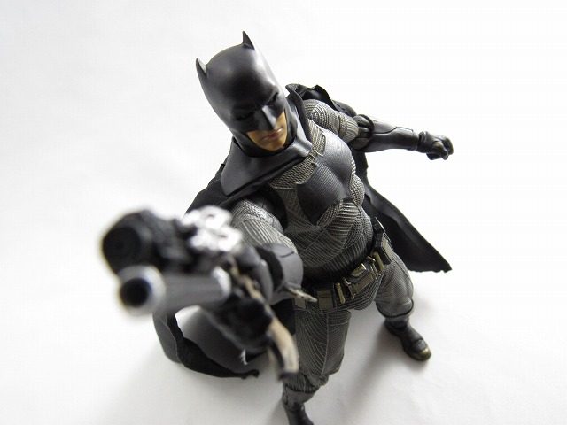 MAFEX マフェックス　バットマン(バットマンVSスーパーマン)　レビュー 